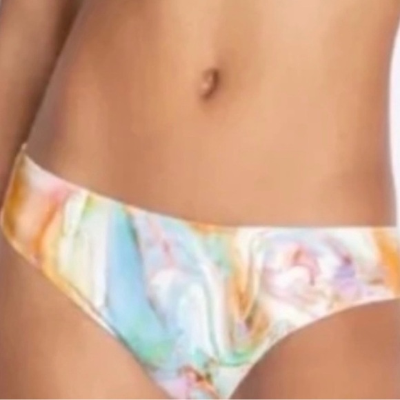 Johnny Was Calme Marble bikini set with swim top - Picture 7 of 16